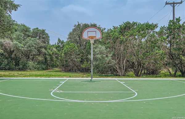 $2,350 | 25110 Terlingua Bend, San Antonio, TX 78261