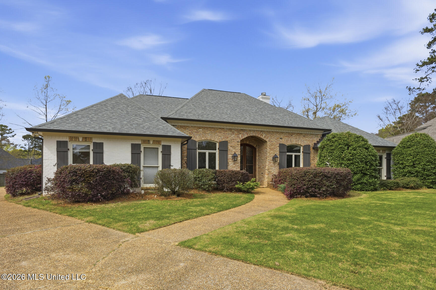 412 Ashbourn Court Madison, MS 39110 - Photo 3 of 42 412 Ashborne Ct-3