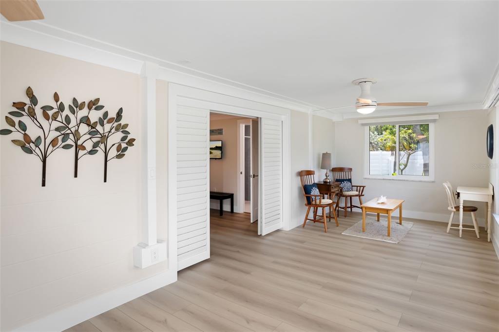 546 Spanish Drive South Longboat Key, FL 34228 - Photo 19 of 57