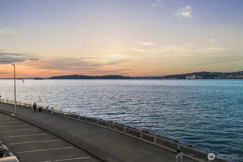 $695,000 | 2349 Harbor Avenue Southwest, Unit 701, Seattle, WA 98126