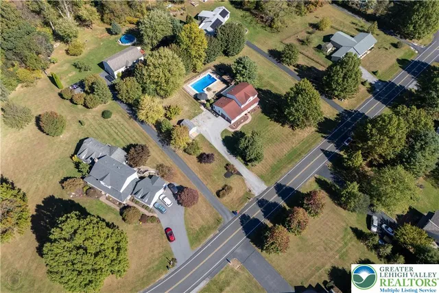 $459,954 | 17 Mellon School Lane, Fleetwood, PA 19522