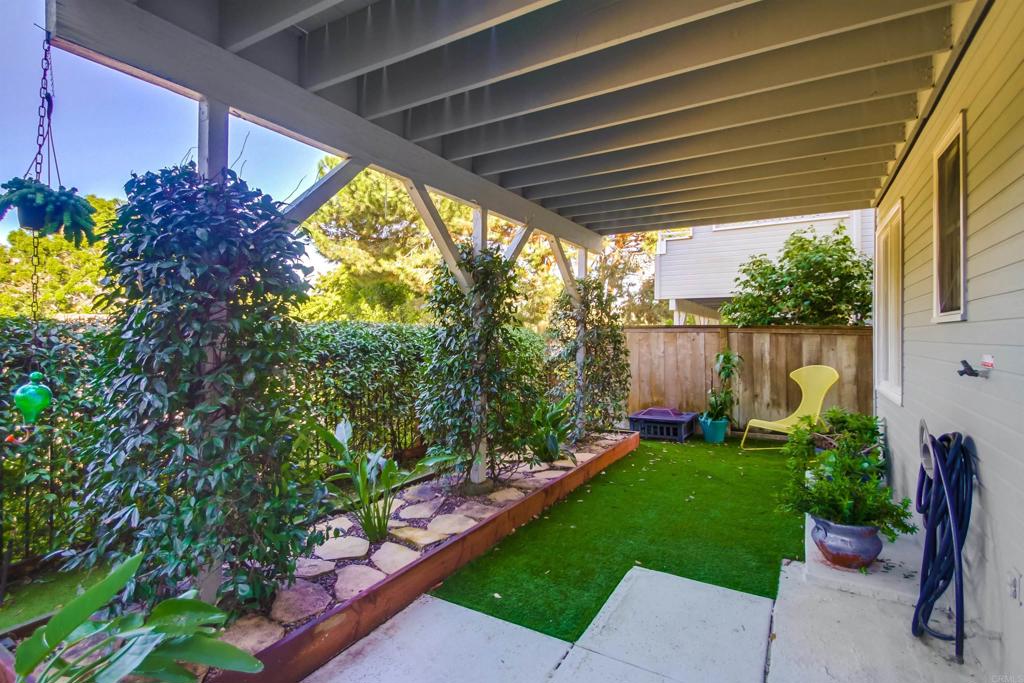 864 Del Mar Downs Road Solana Beach, CA 92075 - Photo 17 of 20 a garden view with a seating space