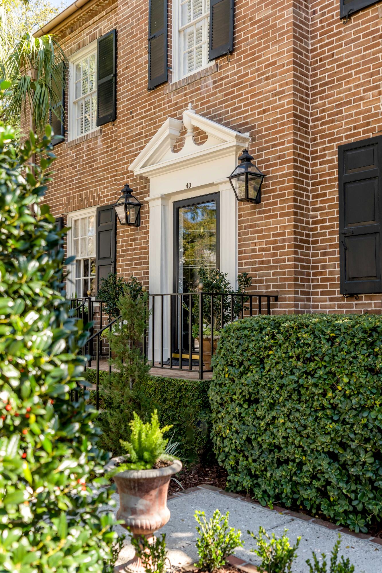 40 New Street Charleston, SC 29401 - Photo 3 of 53 Front Exterior