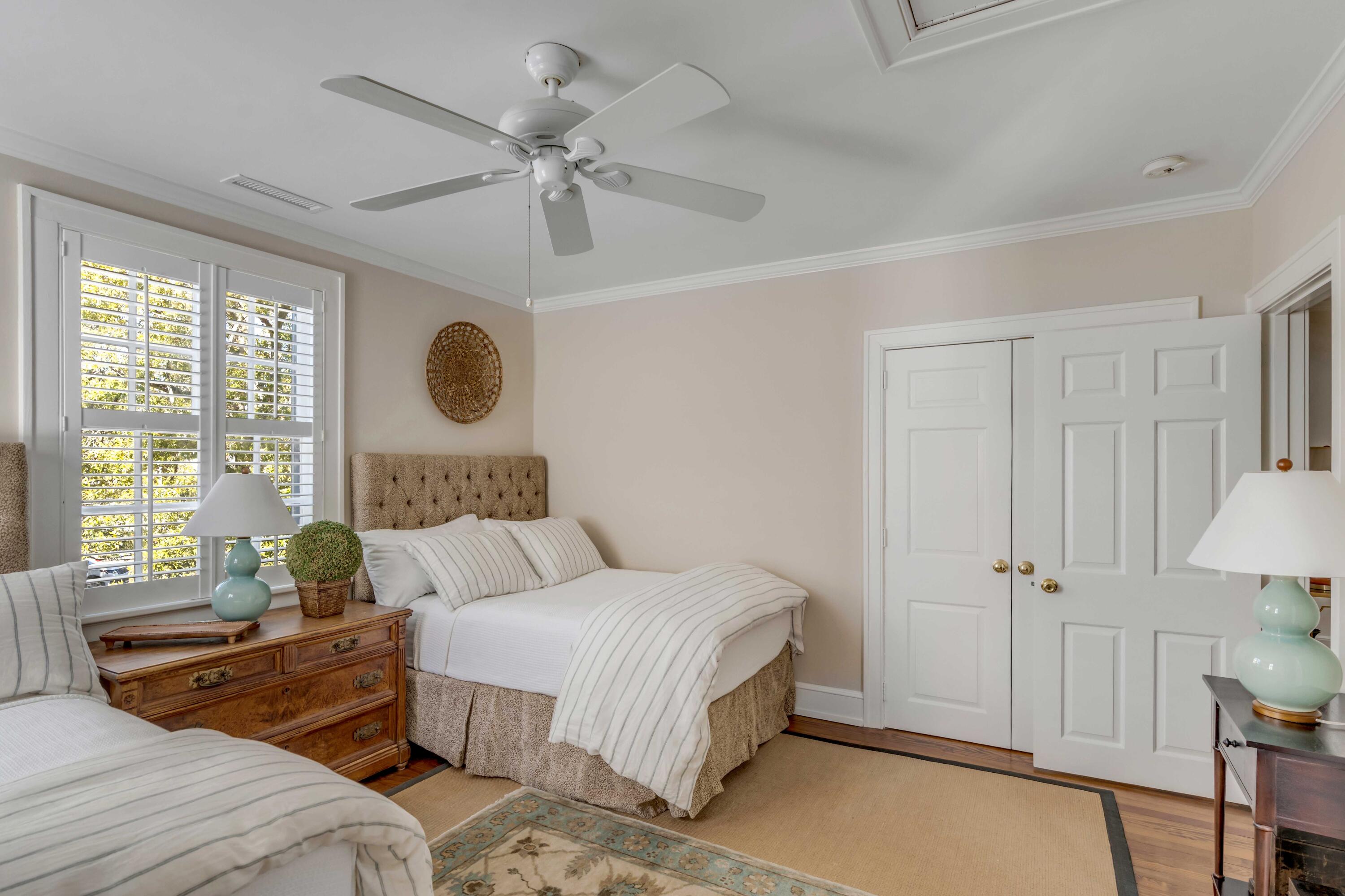 40 New Street Charleston, SC 29401 - Photo 39 of 53 Bedroom with Closet