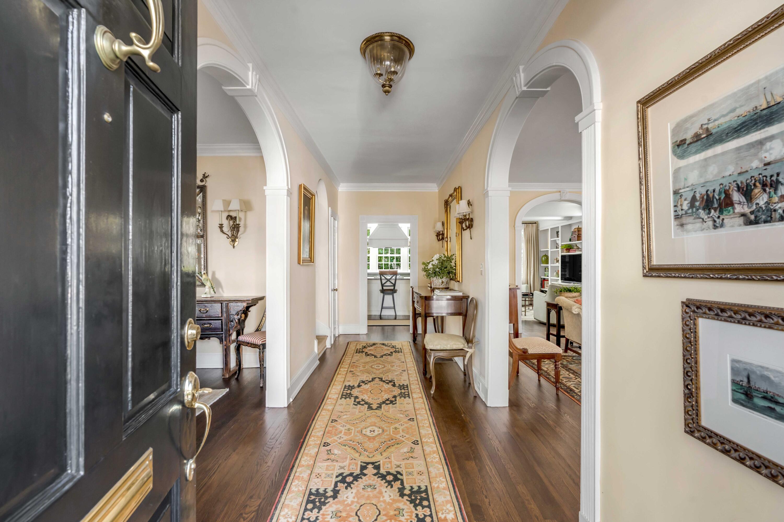 40 New Street Charleston, SC 29401 - Photo 4 of 53 Foyer