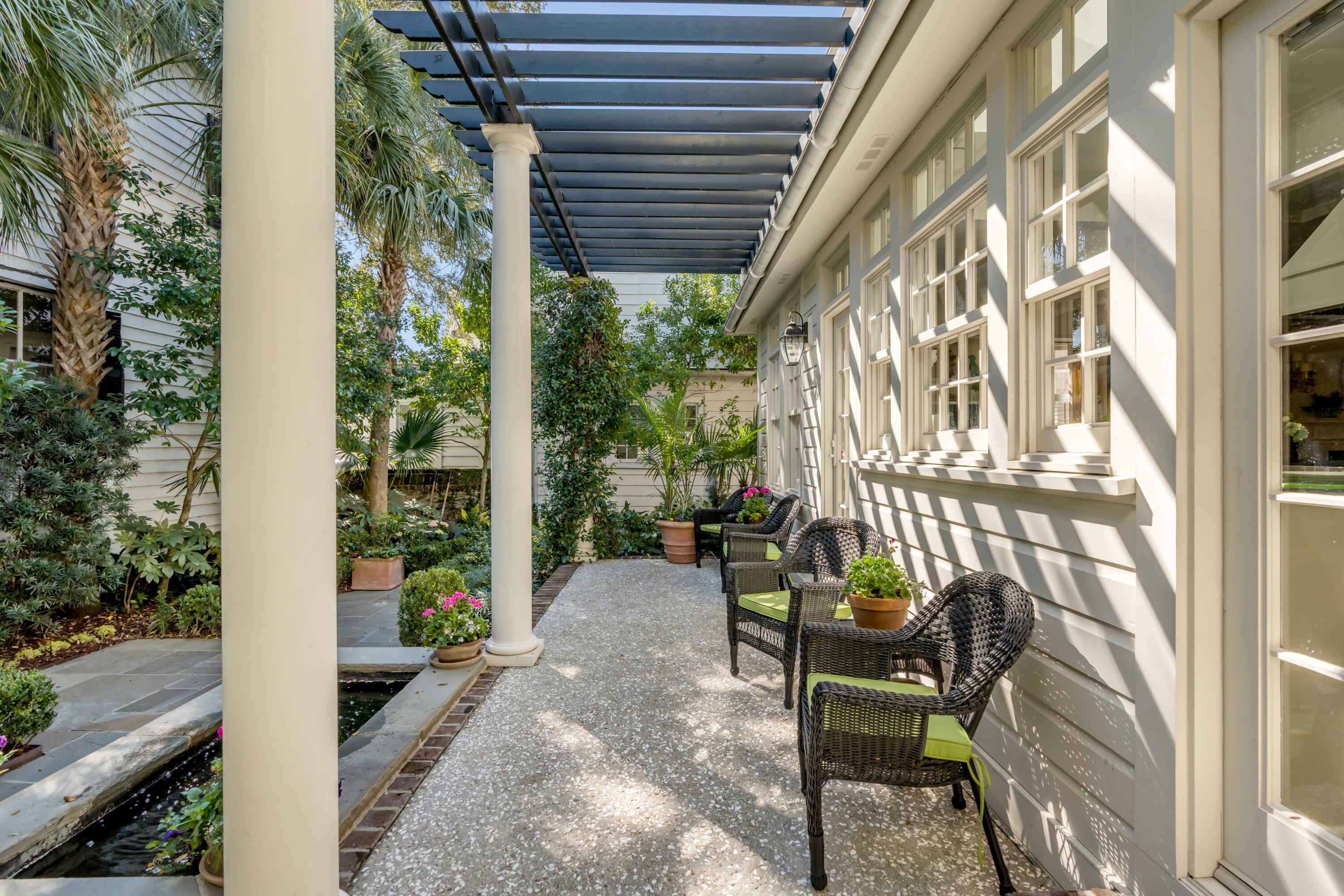 40 New Street Charleston, SC 29401 - Photo 43 of 53 Outdoor Seating