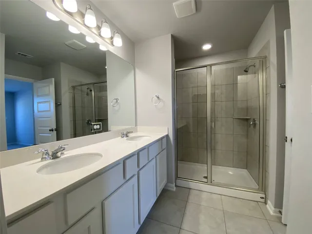 $2,000 | 1712 Artesian Spgs Crossing, Leander, TX 78641