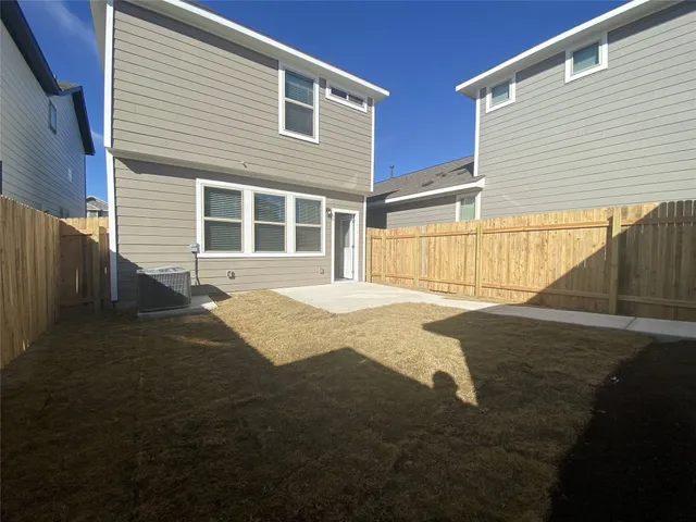 $2,000 | 1712 Artesian Spgs Crossing, Leander, TX 78641