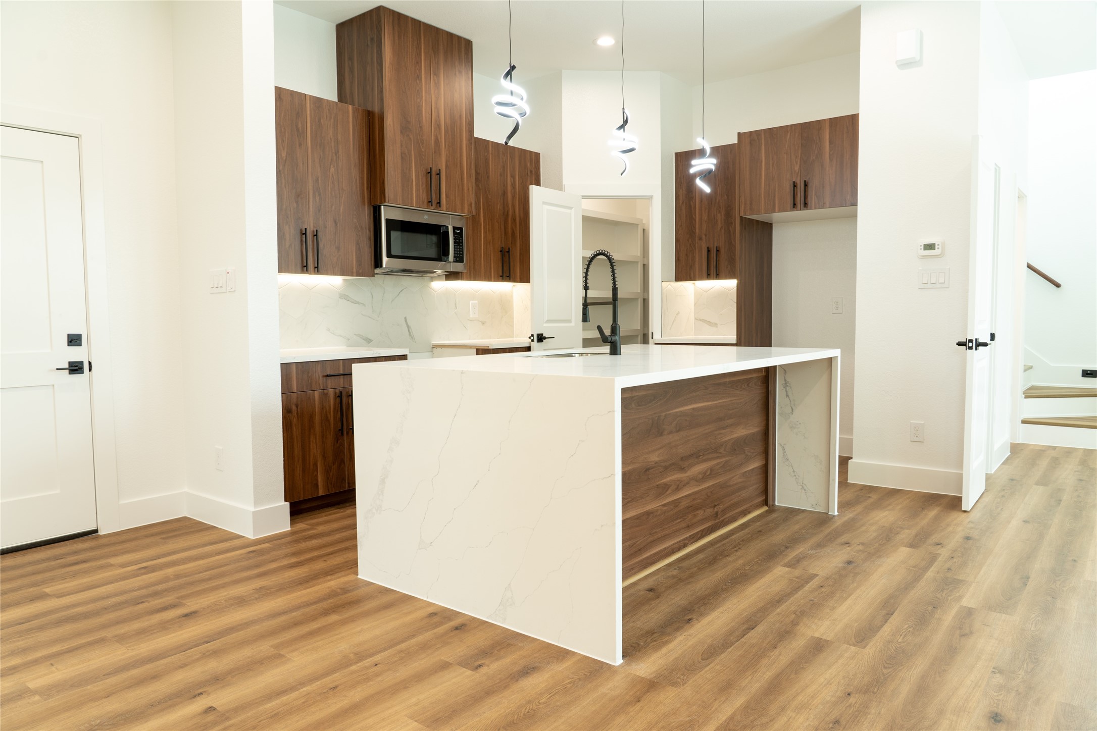 4618 Ward Street Houston, TX 77021 - Photo 3 of 31