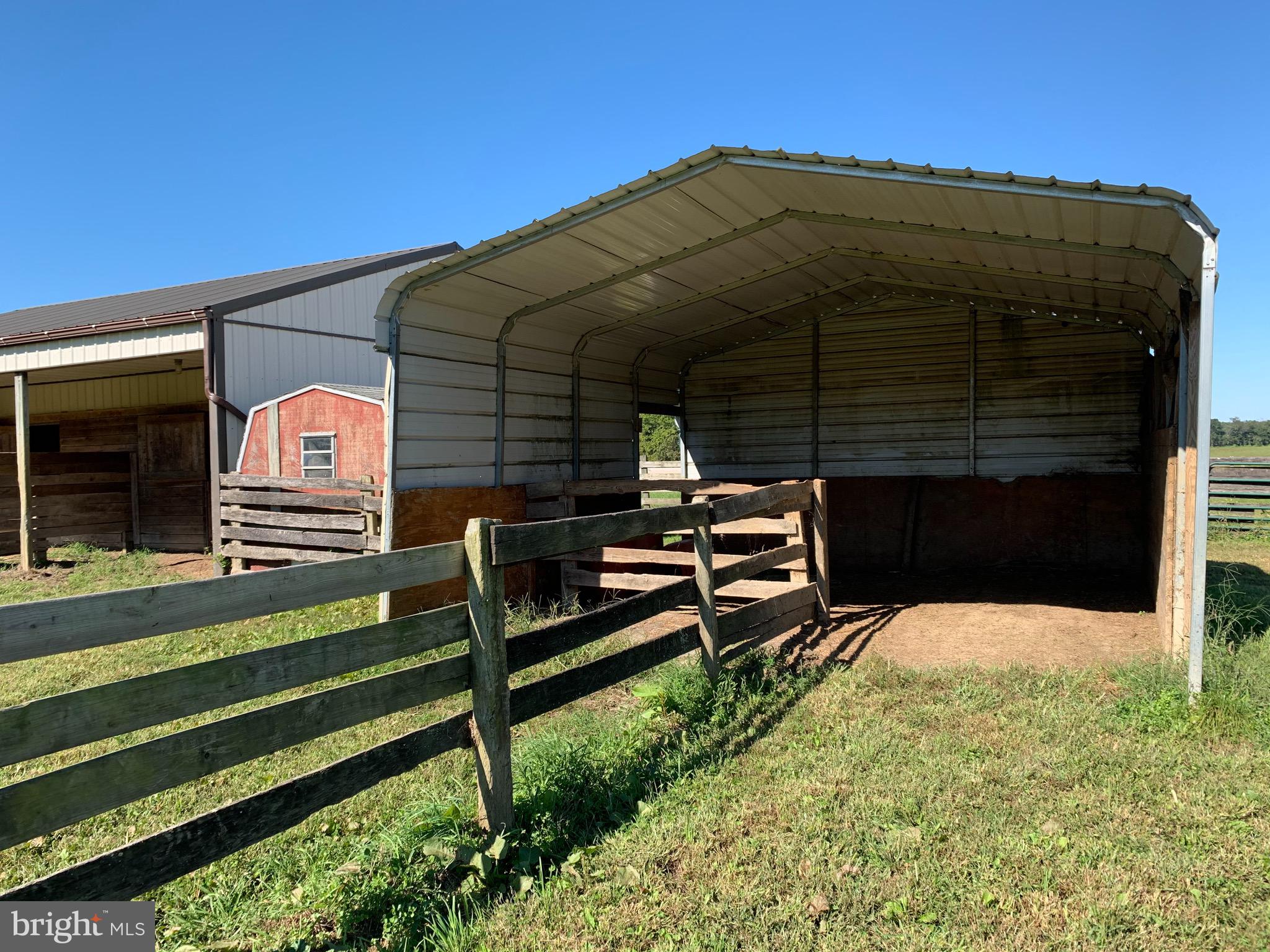 539 Rock Church Road Elkton, MD 21921 - Photo 38 of 43 Run in shed access to paddocks.