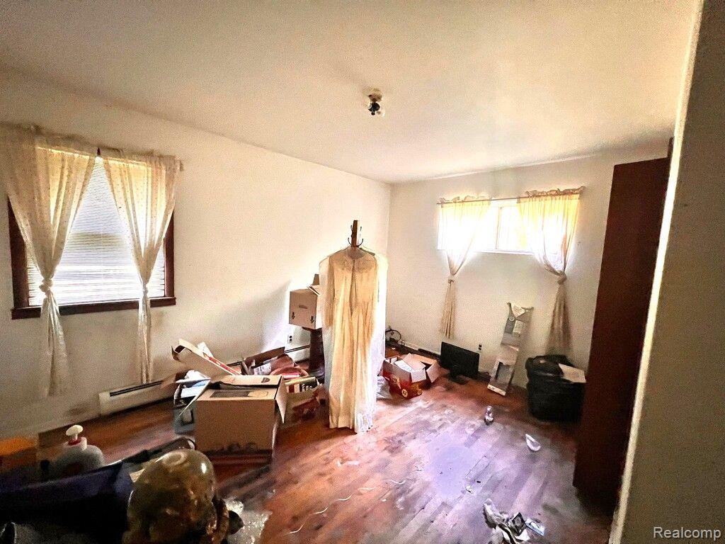 44561 Harris Road Belleville, MI 48111 - Photo 11 of 25