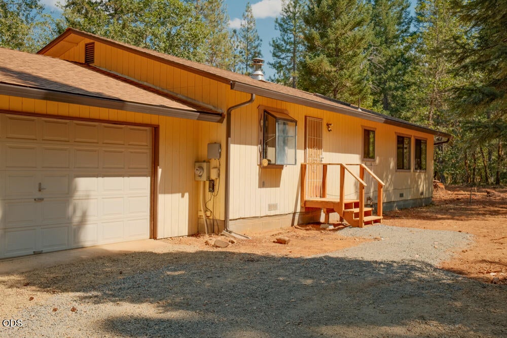 3781 Dick George Road Cave Junction, OR 97523 - Photo 10 of 31 Gallery Image 10