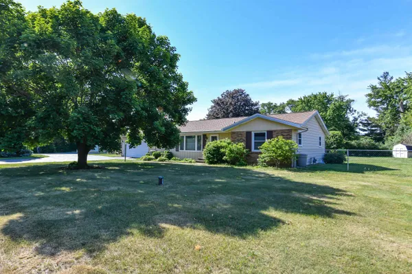 $270,000 | 5859 Hugh Drive, South Beloit, IL 61080
