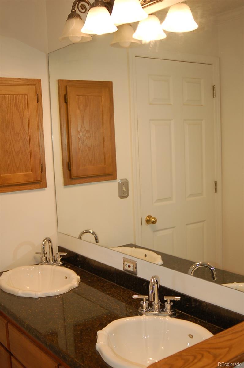 3988 Ames Street Wheat Ridge, CO 80212 - Photo 11 of 24 Gallery Image 11