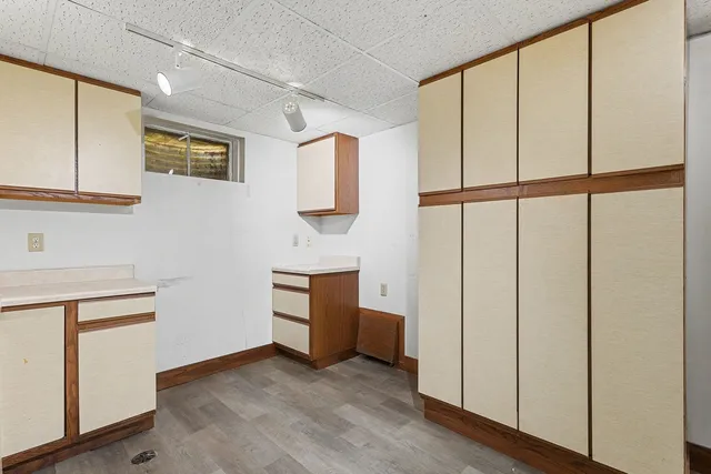 $399,900 | 33 South Canterbury Road, Aurora, IL 60506