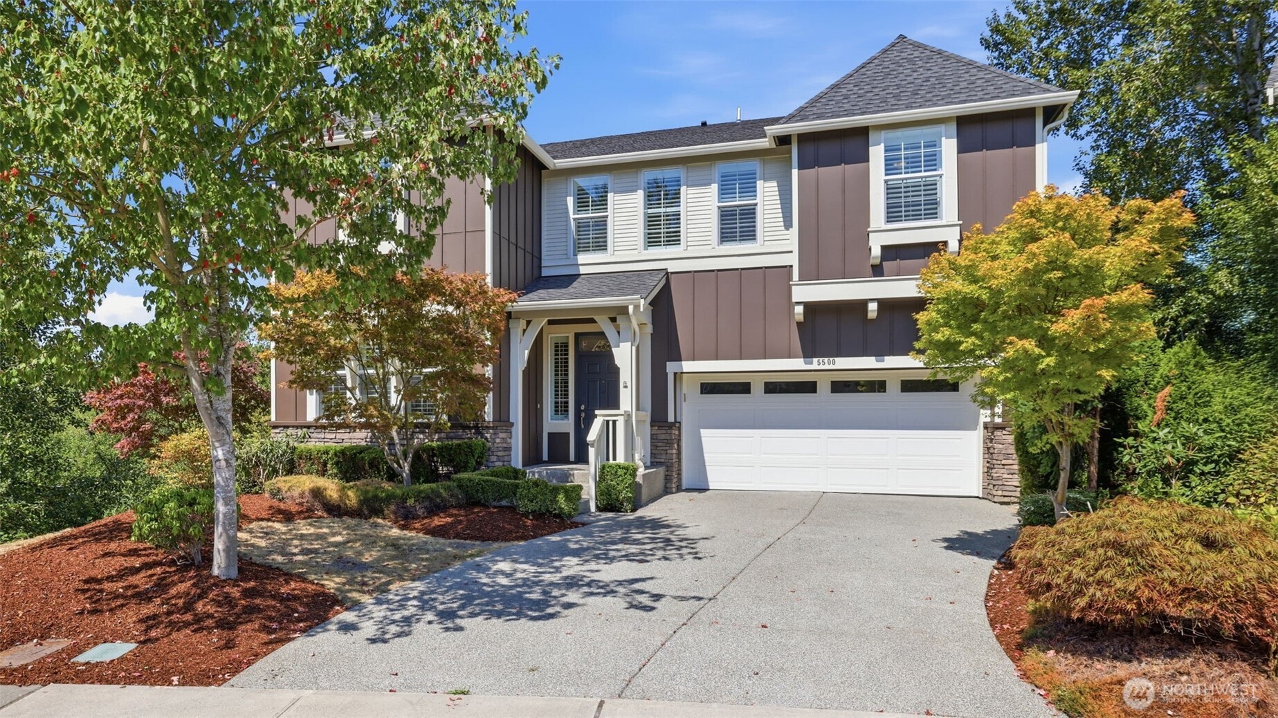 5500 Northeast 9th Street Renton, WA 98059 - Photo 1 of 40 Gallery Image 1