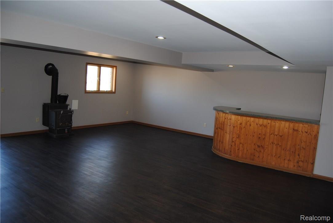 5704 Capac Road Capac, MI 48014 - Photo 13 of 20 2017-03-22 14.25