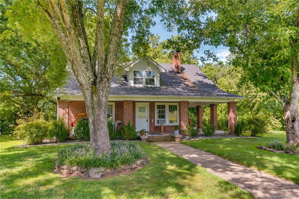 2437 Maple Creek Road Rutherfordton, NC 28139 - Photo 1 of 24 a front view of house with yard and green space