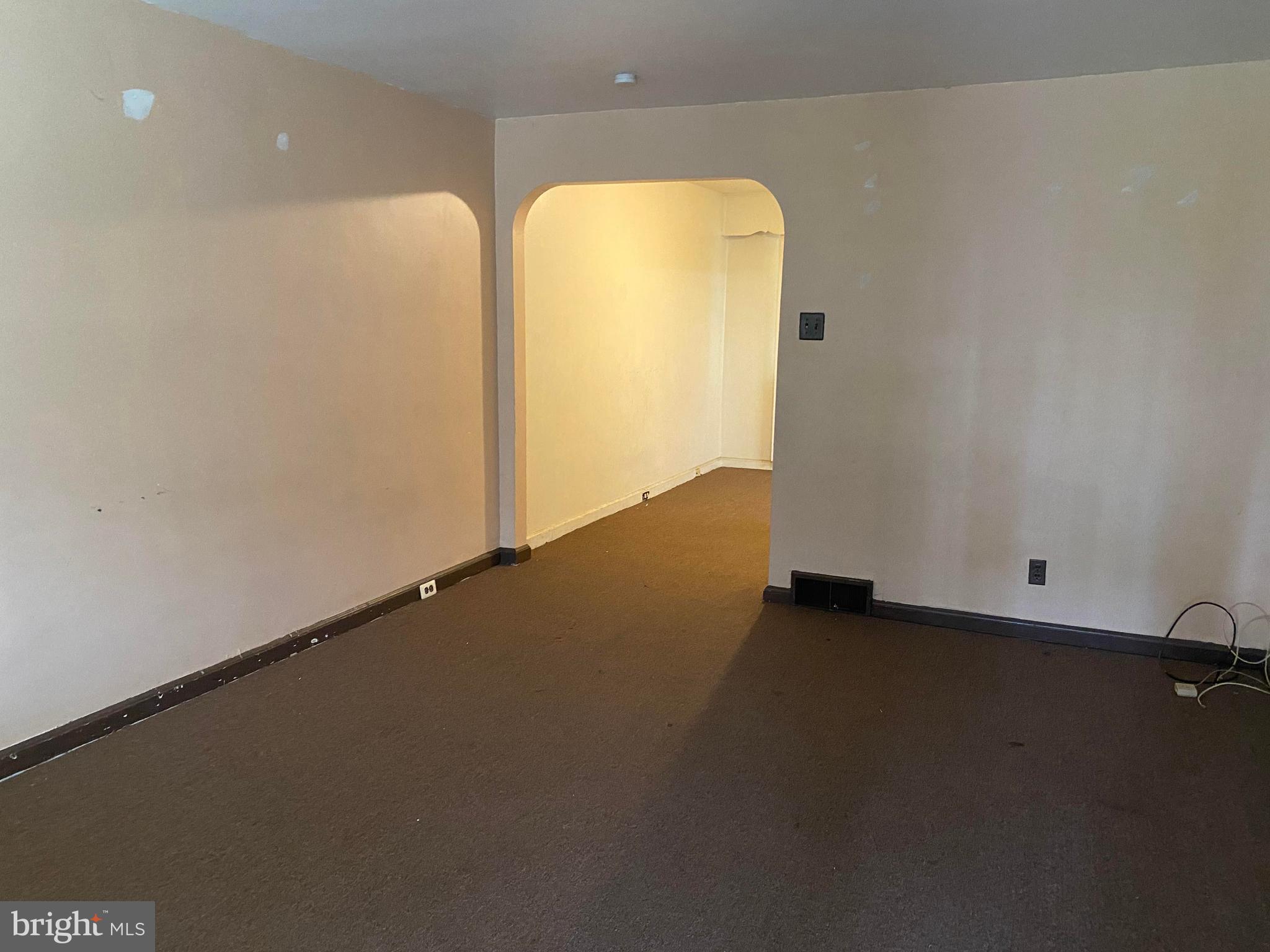2923 North Congress Road Camden, NJ 08104 - Photo 4 of 15