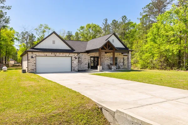 $439,000 | 960 Road 6609 Dayton Tx 77535, Dayton, TX 77535