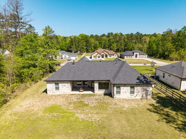 $439,000 | 960 Road 6609 Dayton Tx 77535, Dayton, TX 77535