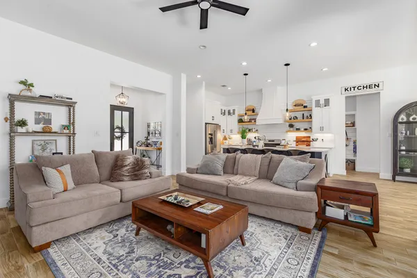 $439,000 | 960 Road 6609 Dayton Tx 77535, Dayton, TX 77535