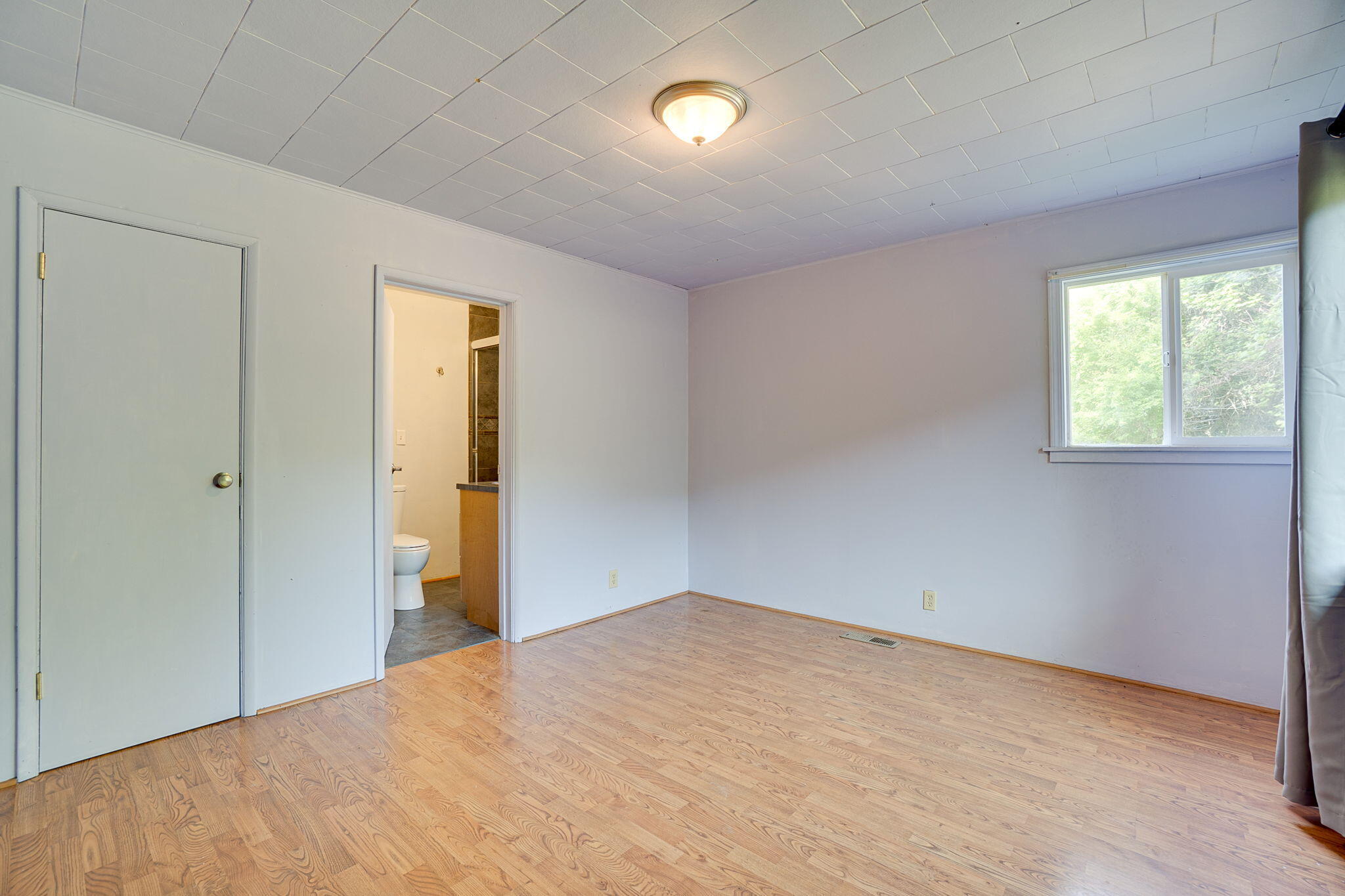 1557 Holmes Flat Road Redcrest, CA 95569 - Photo 17 of 57 21-web-or-mls-34