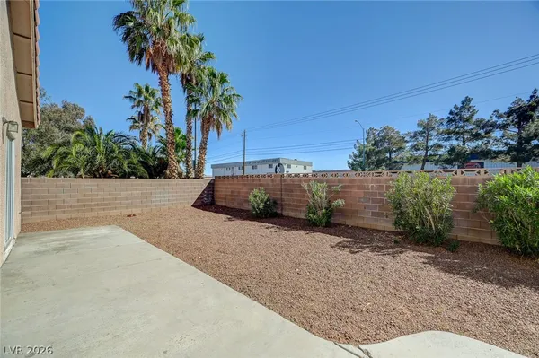 $2,413 | 2205 Keller Court, North Las Vegas, NV 89032