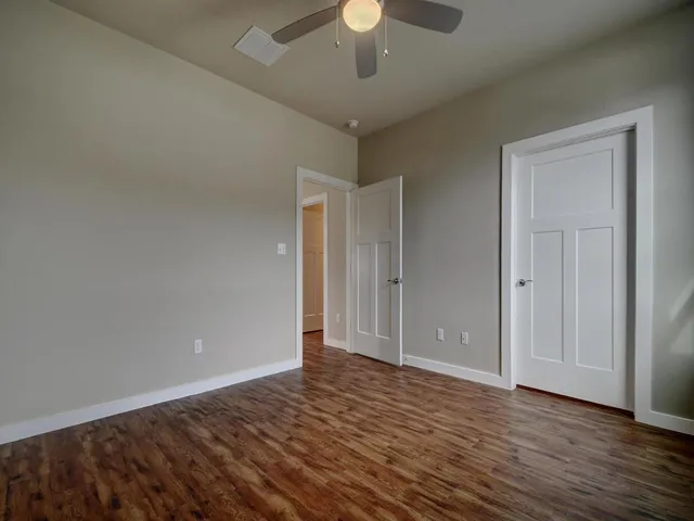 $1,999 | 240 Rose Drive, Unit A, Dripping Springs, TX 78620