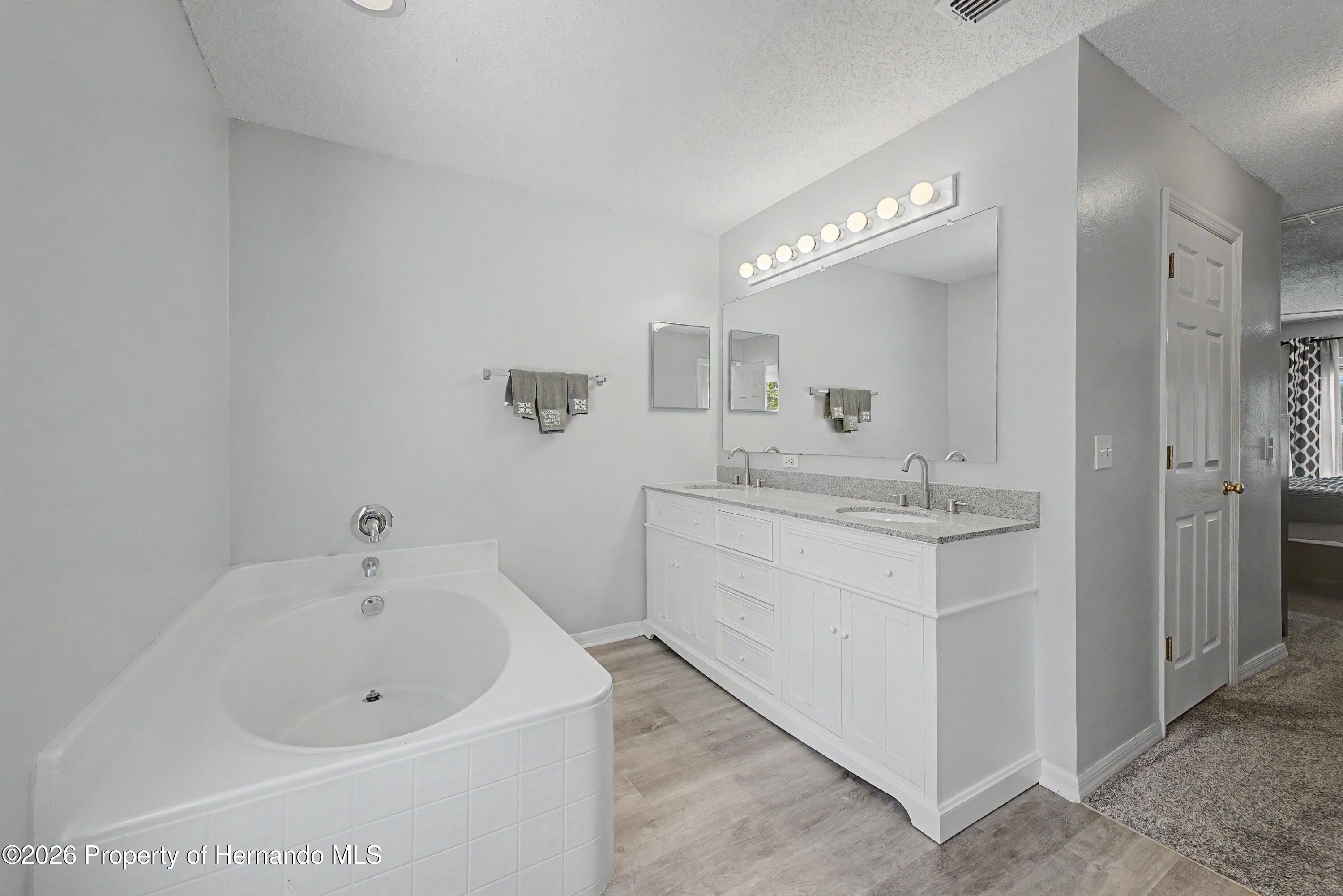 1382 Larkin Road Spring Hill, FL 34608 - Photo 32 of 59