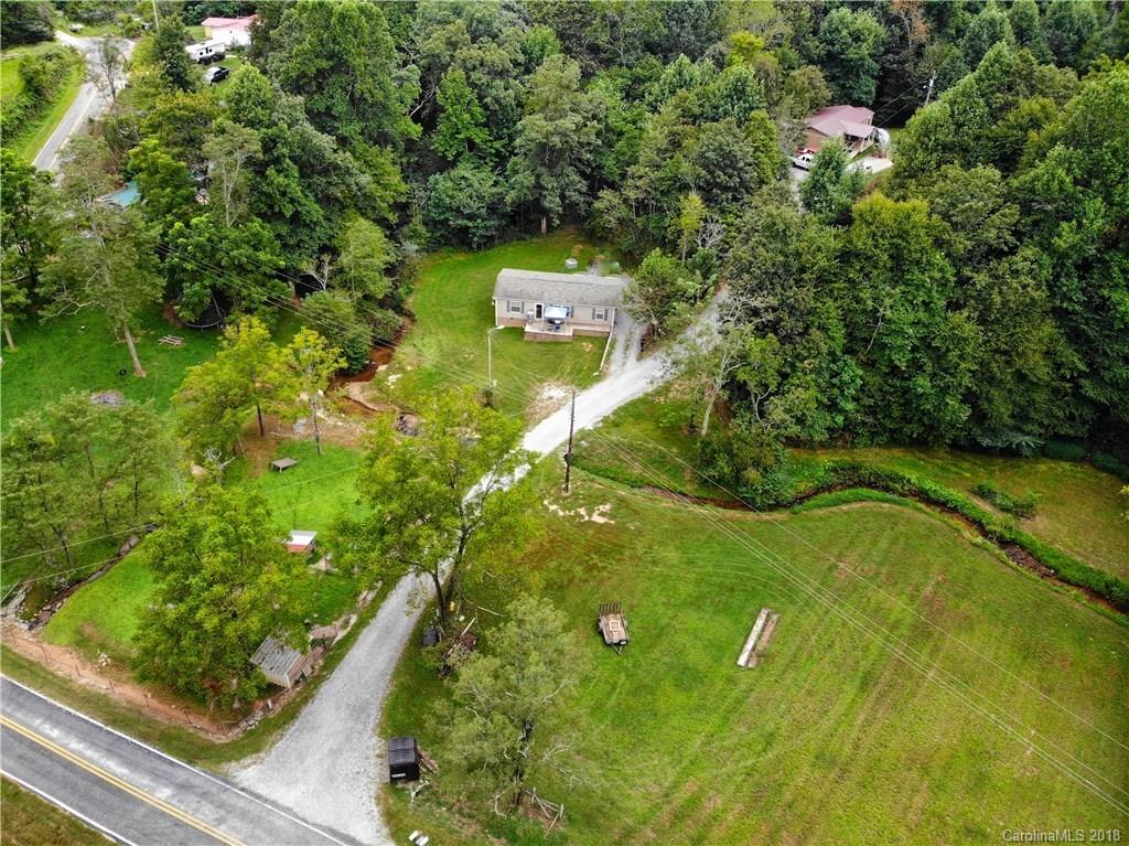 350 Gordon Road Saluda, NC 28773 - Photo 1 of 27