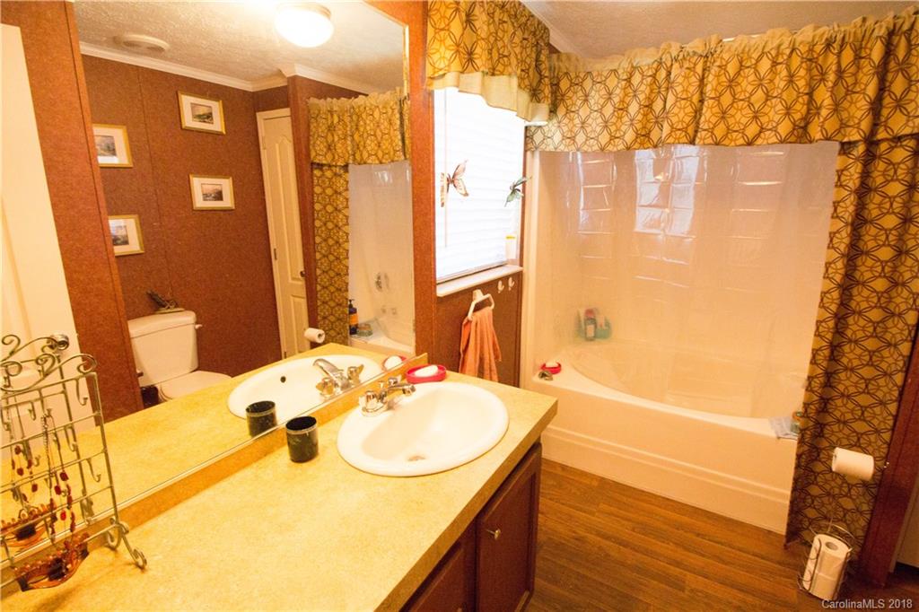 350 Gordon Road Saluda, NC 28773 - Photo 14 of 27