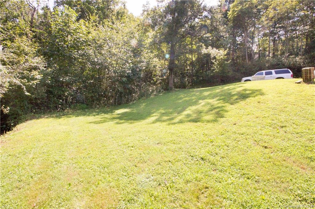 350 Gordon Road Saluda, NC 28773 - Photo 18 of 27