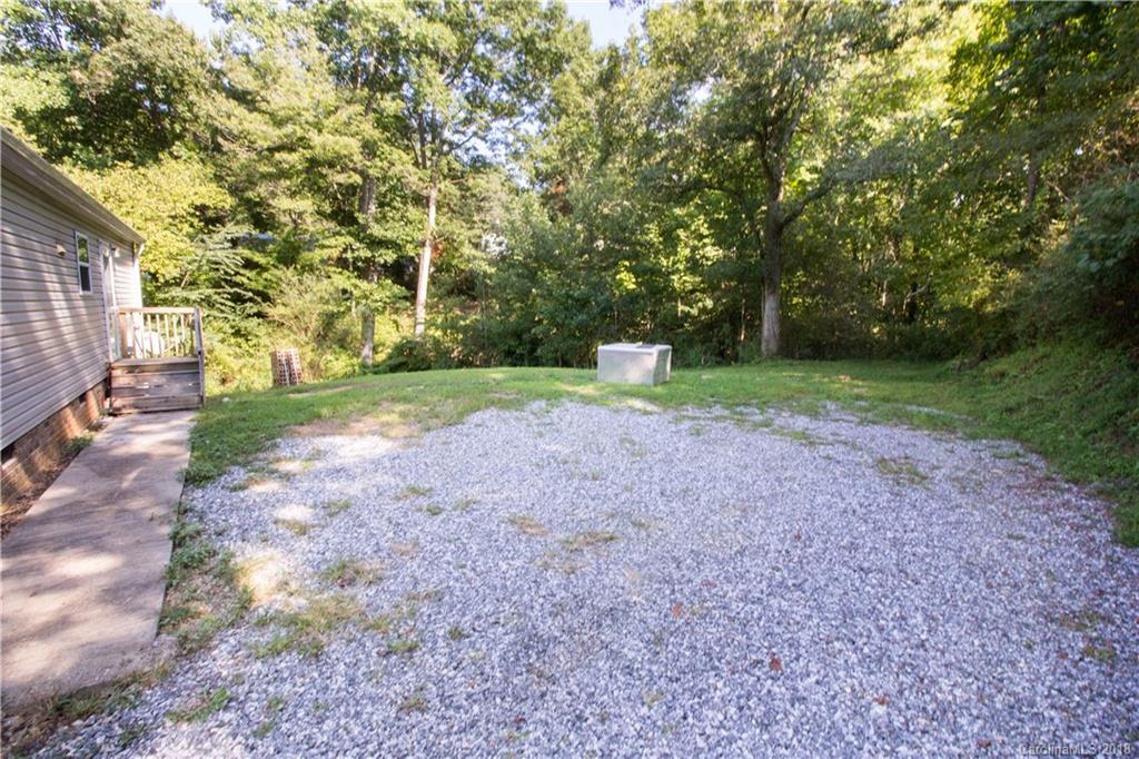 350 Gordon Road Saluda, NC 28773 - Photo 25 of 27