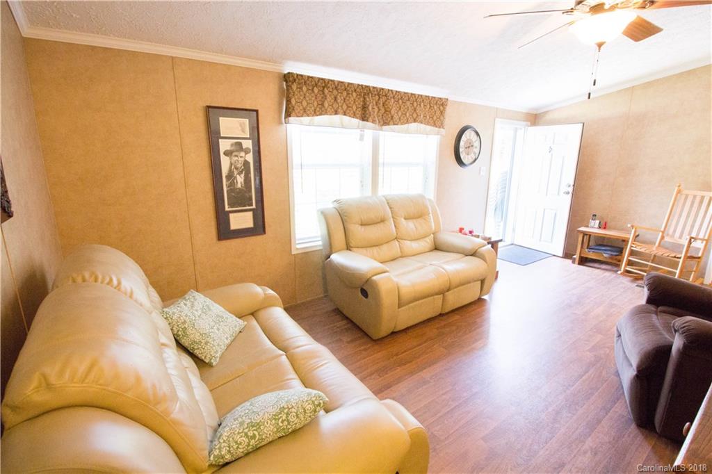 350 Gordon Road Saluda, NC 28773 - Photo 9 of 27