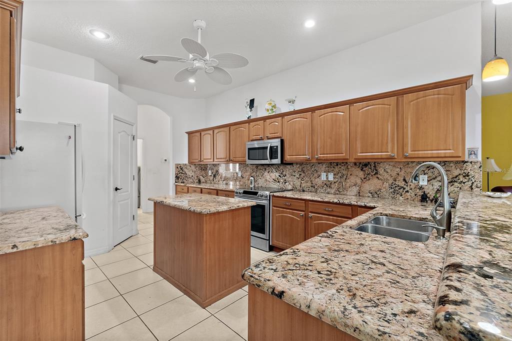 2 Elliot Place Palm Coast, FL 32164 - Photo 14 of 59