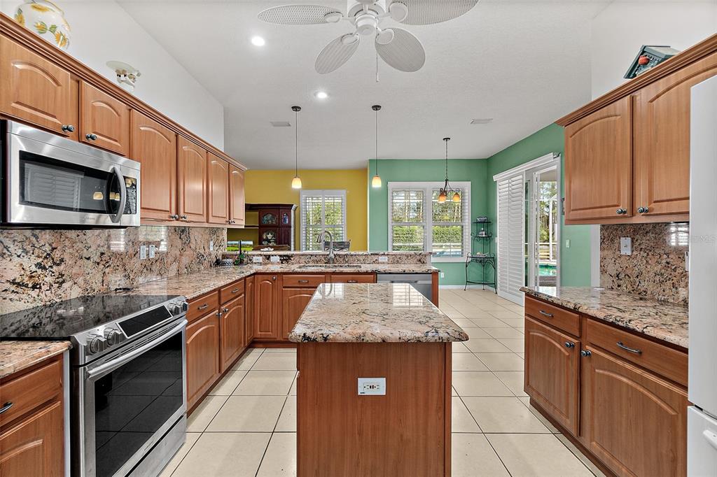 2 Elliot Place Palm Coast, FL 32164 - Photo 15 of 59