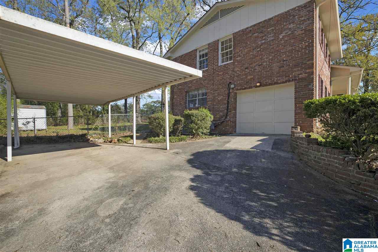 708 Roberson Road Fairfield, AL 35064 - Photo 4 of 24