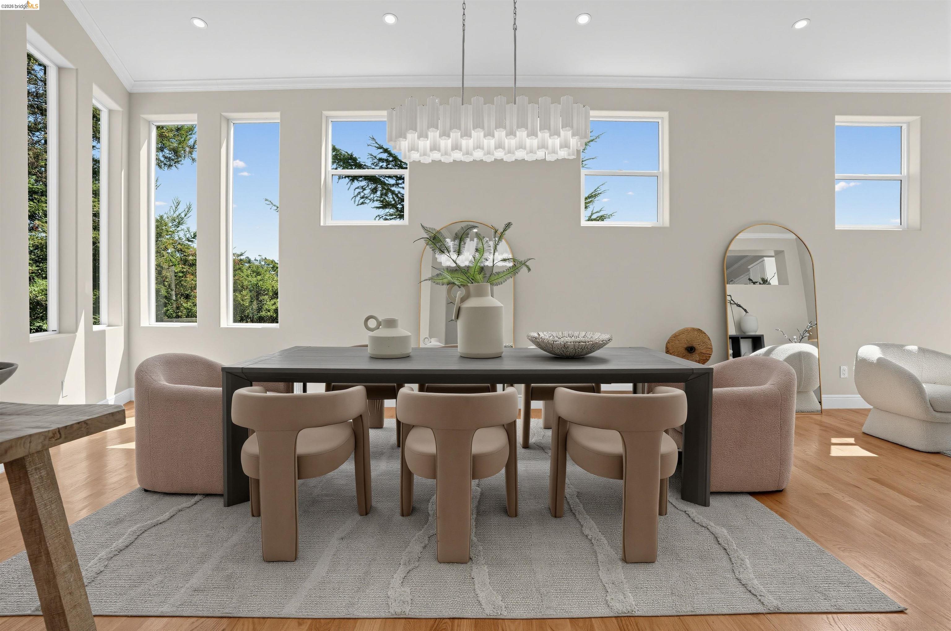 7026 Devon Way Berkeley, CA 94705 - Photo 14 of 37 Gallery Image 14