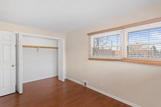 $170,000 | 2011 Georgetown Lane, Waukegan, IL 60085