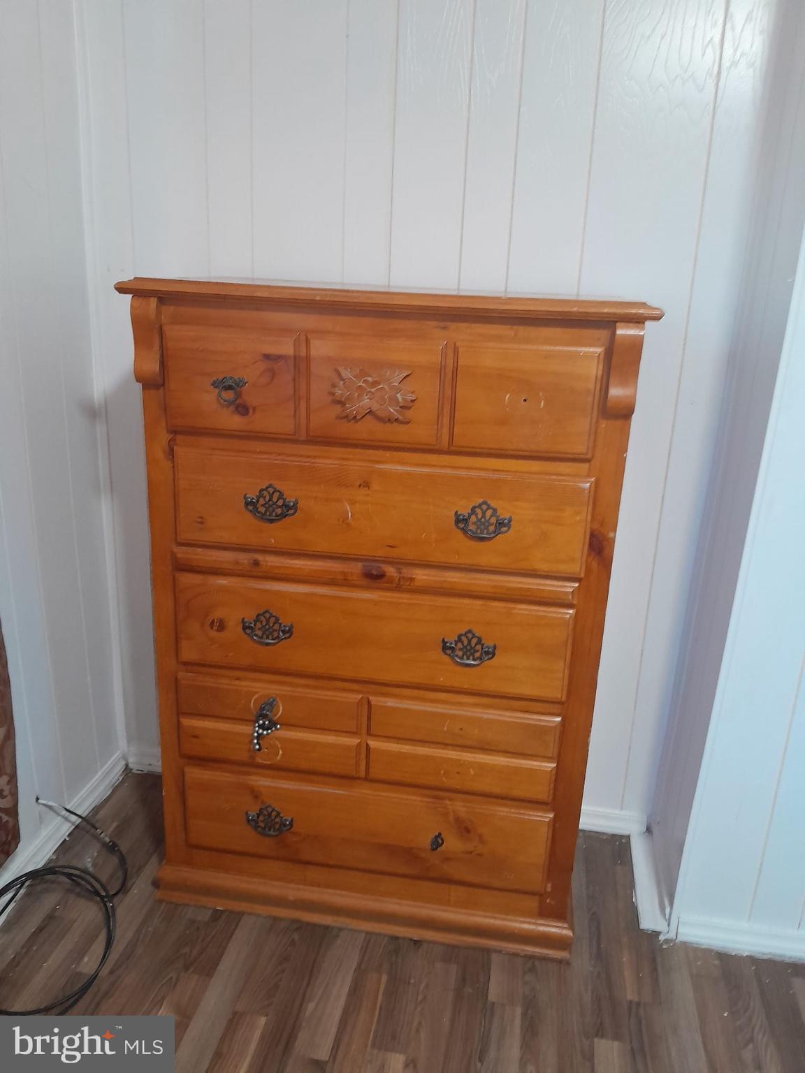 5005 Jackson Street Philadelphia, PA 19124 - Photo 9 of 11 a close view of dresser