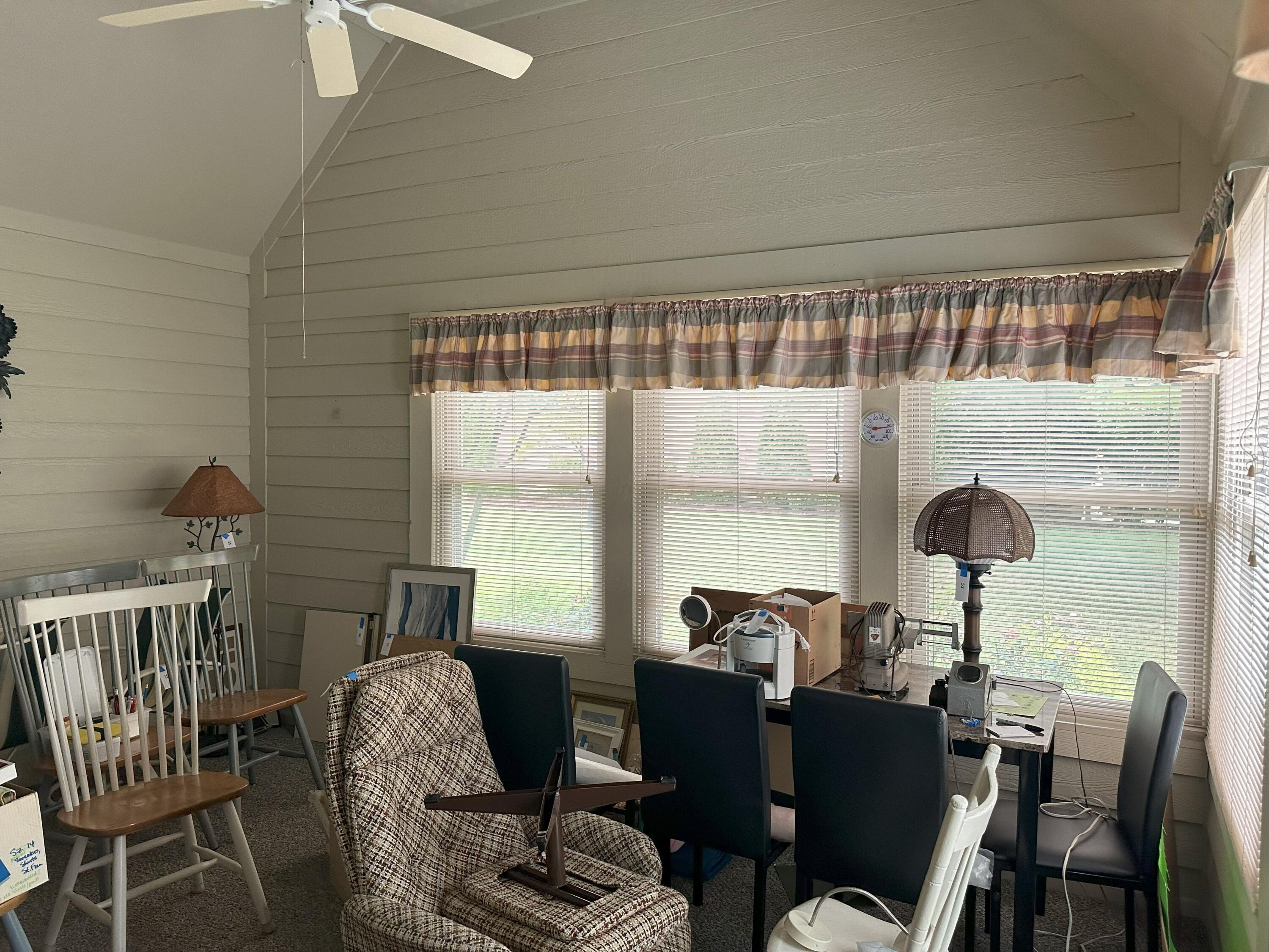 768 Stone Ridge Way Newark, OH 43055 - Photo 16 of 22 3 Season room