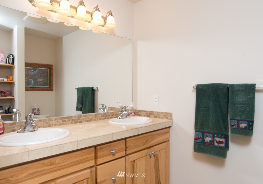 44 Crown Point Road Longview, WA 98632 - Photo 12 of 15 Gallery Image 12