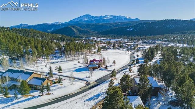 a view of a large building