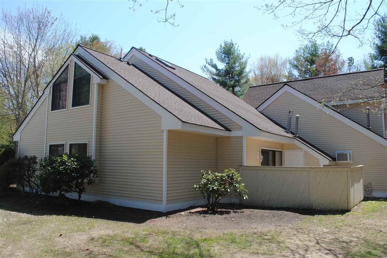 2 Franklin Heights Rochester, NH 03867 - Photo 1 of 15