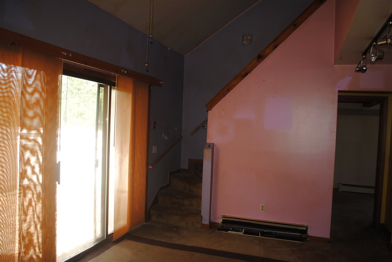 2 Franklin Heights Rochester, NH 03867 - Photo 8 of 15