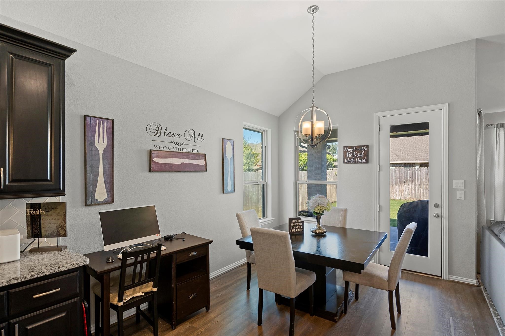 710 Suncatcher Circle Richmond, TX 77406 - Photo 12 of 29