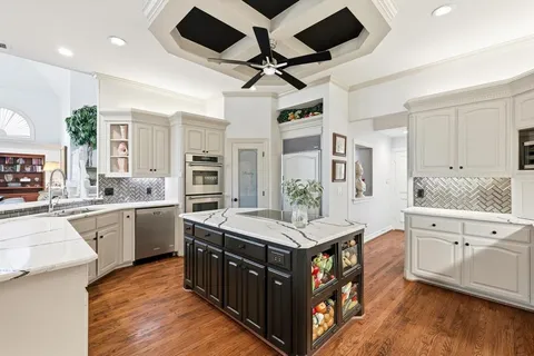 $1,500,000 | 801 Shady Bend Court, Highland Village, TX 75077