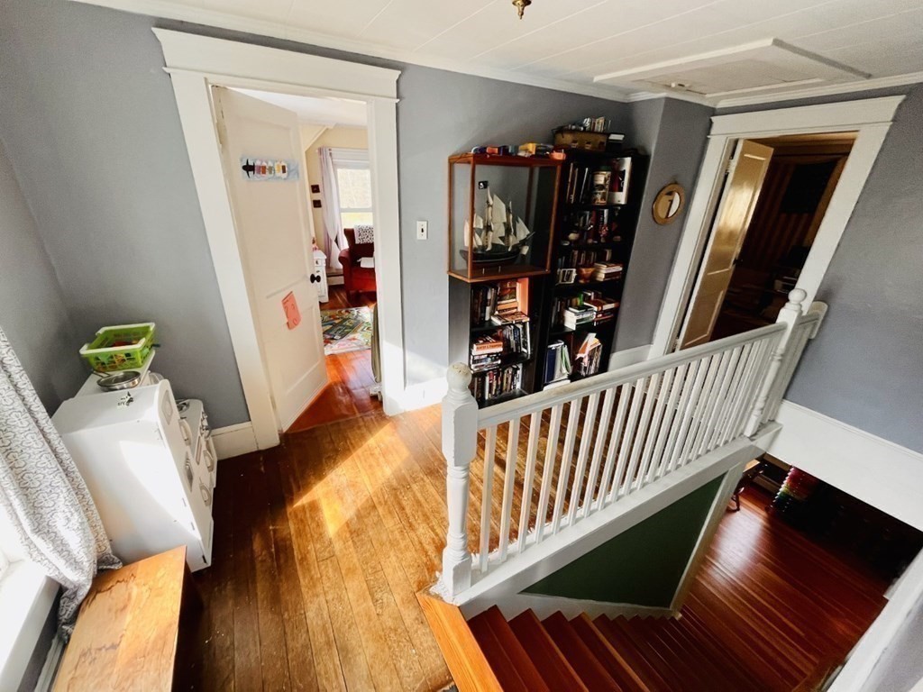 250 Totman Road Lowell, MA 01854 - Photo 10 of 22 Gallery Image 10