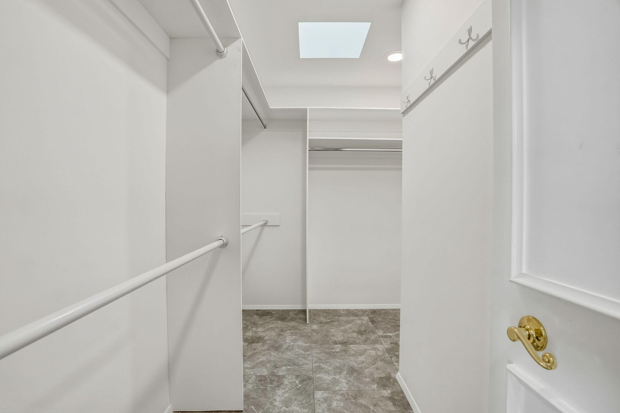 1 Temple Court Rancho Mirage, CA 92270 - Photo 35 of 50 Bedroom 2 Closet